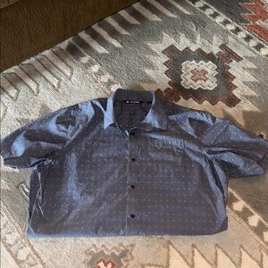 Men's Grey Short Sleeve Button-Up Shirt